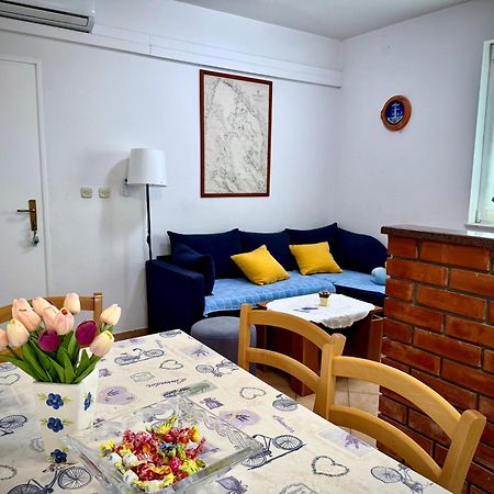 Apartments Maricic Banjol Ngoại thất bức ảnh