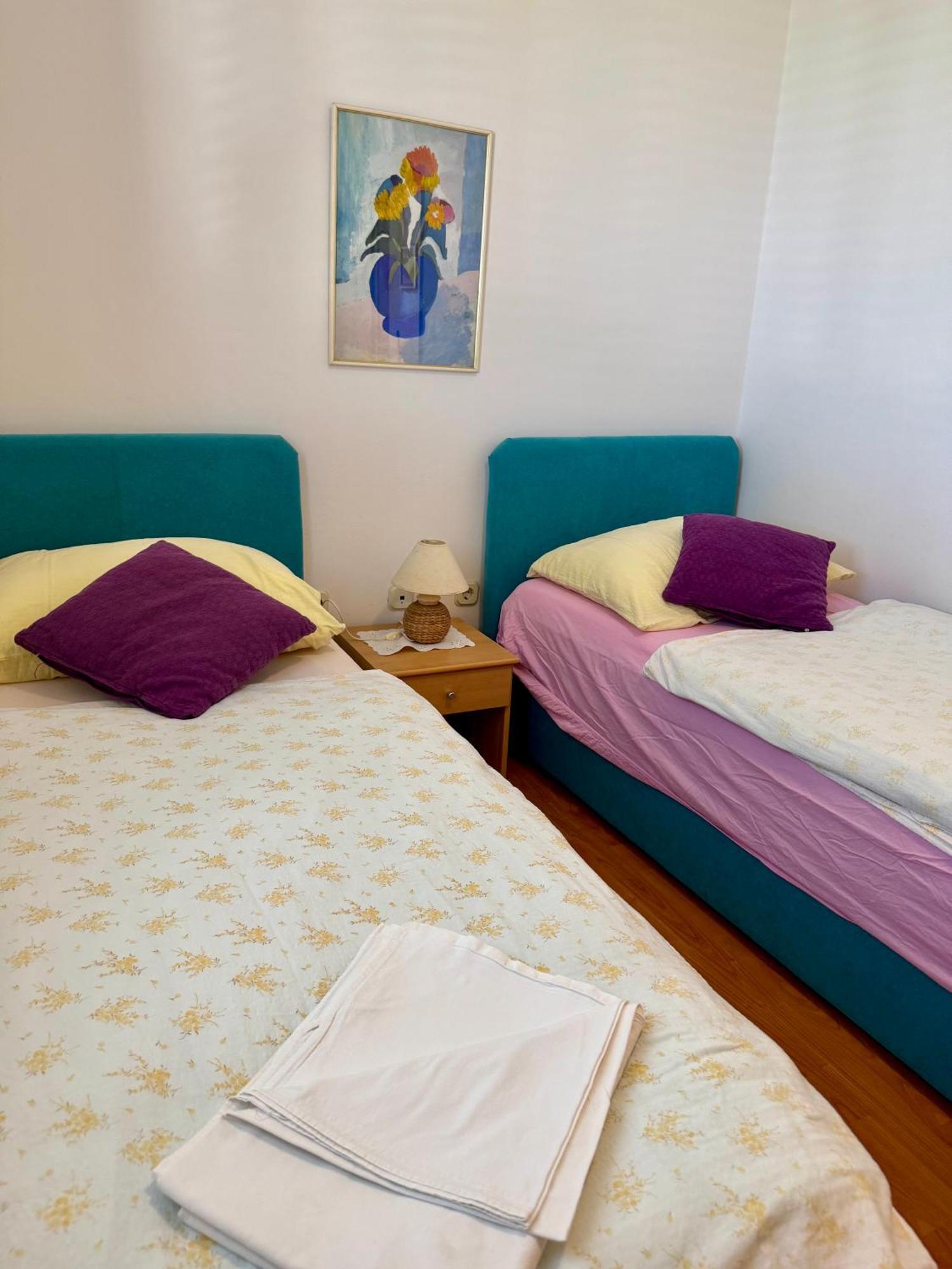 Apartments Maricic Banjol Ngoại thất bức ảnh